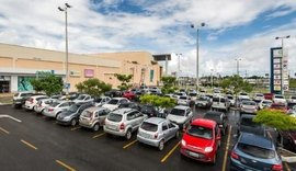 Estacionamento gratuito em shoppings e hipermercados entra em vigor