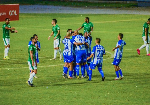 Após mais 9 positivos, CSA tem 18 atletas com Covid-19 e jogo com a Chape é adiado
