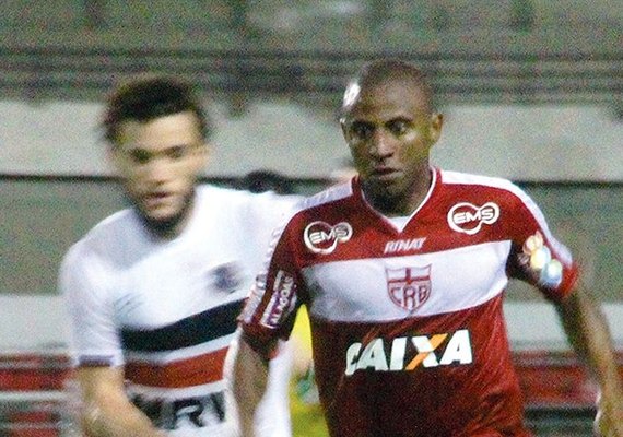 CRB precisa vencer Santa Cruz no Arruda para subir na tabela