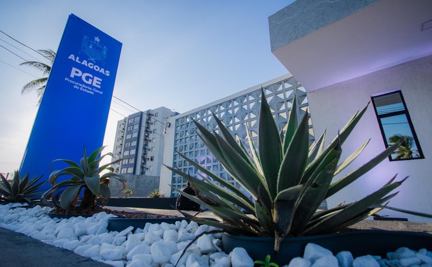 Edital do concurso da PGE é retificado e reabre inscrições para candidatos com TEA