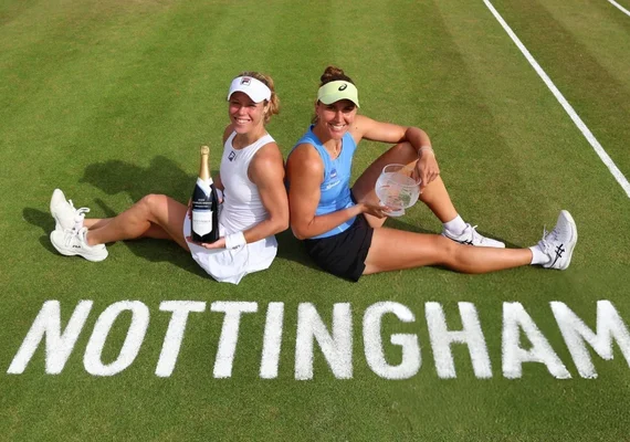 Bia Haddad conquista título de duplas femininas no WTA de Nottingham