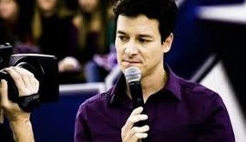 Apresentador Rodrigo Faro assina com a Globo após 18 anos e engata novo programa