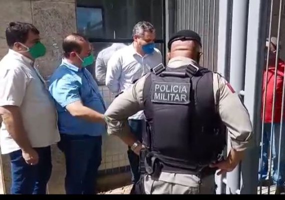 Depois da polêmica sobre EPIs, vereadores preparam relatório sobre vistoria em armazém