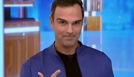 Globo decide futuro de Tadeu Schmidt após fim do 'BBB 26'