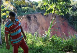 Voçoroca avança na Santa Amélia e preocupa os moradores