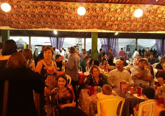 Paulo Jacinto celebra 69 anos do tradicional Baile da Chita