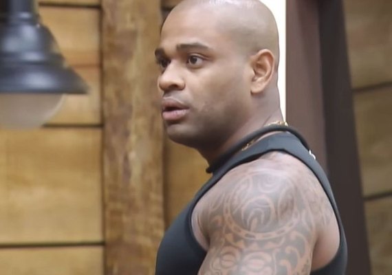 Amiga abre o jogo e expõe como Black tratava a ex: ‘Gritando’