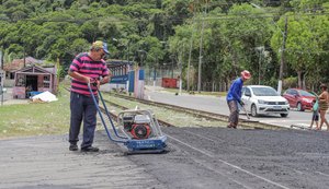 Prefeitura de Maceió faz recapeamento asfáltico nos pontos dos trilhos do VLT