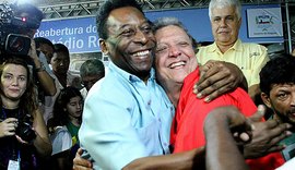 1995 e 2010: ativismo, solidariedade e hall da fama