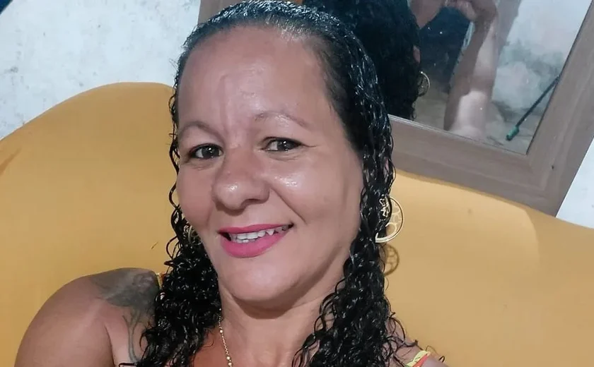 Família busca por mulher que desapareceu no último sábado (9) após sair de um bar