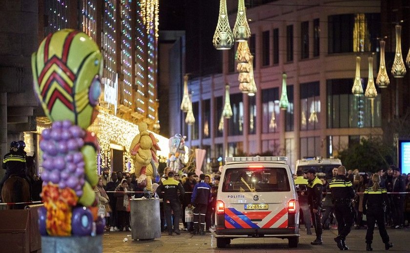 Polícia holandesa detém homem de 35 anos suspeito de ataque contra adolescentes em Haia