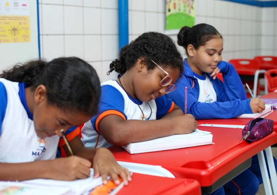 Educação convoca mais 107 profissionais aprovados no PSS para escolas da capital