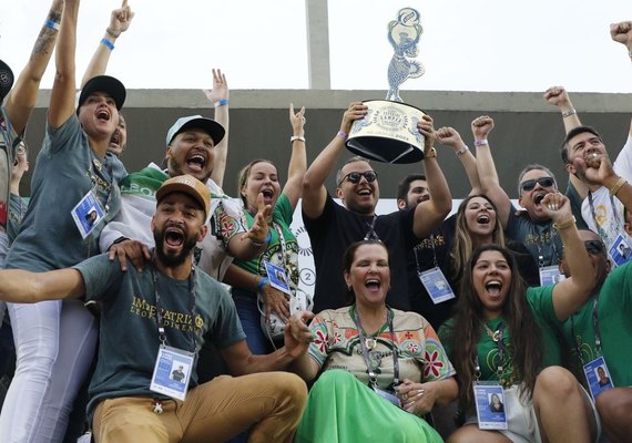 Imperatriz Leopoldinense é a campeã do Carnaval no Rio