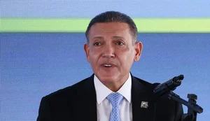 Pedido para ampliar horário de votação será avaliado, afirma Nunes Marques