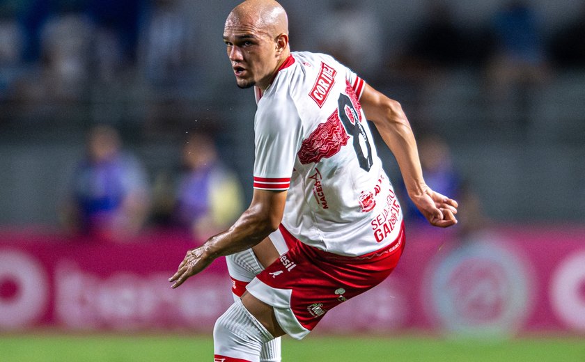 CRB prega 'seriedade' mesmo com vantagem de dois gols