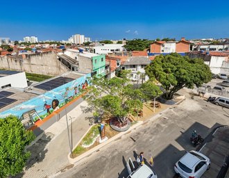 Praça Recife é revitalizada e se torna novo espaço de convivência no bairro do Poço