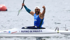 Fernando Rufino é ouro e Igor Tofalini prata nos 200 metros classe VL2 da canoagem