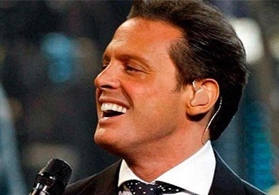 Luis Miguel, cantor mexicano, é preso nos Estados Unidos
