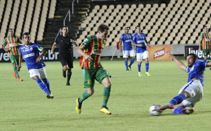 CSA faz 3x0 no Sampaio Corrêa e assume liderança provisória do Grupo B