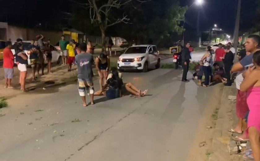 Colisão entre motos deixa duas pessoas feridas em Arapiraca