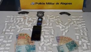 PM prende dupla com crack e dinheiro em Palmeira dos Índios