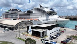 Porto inicia temporada de cruzeiros com chegada do Costa Favolosa