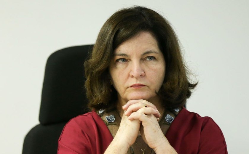 Bolsonaro não deve reconduzir Raquel Dodge à PGR