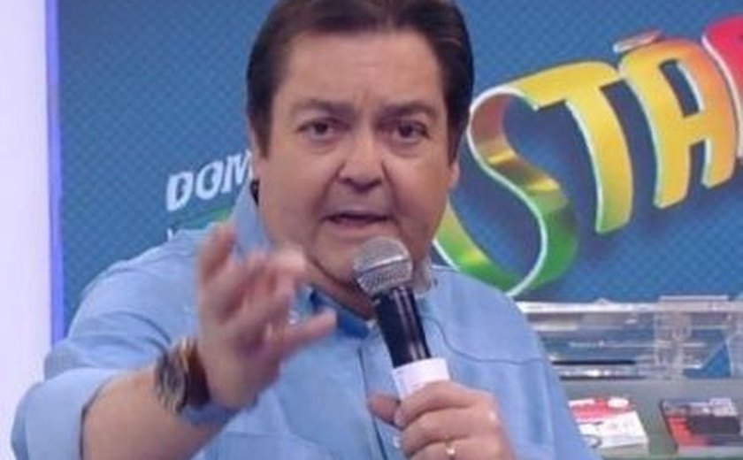 Ao vivo, Faustão ataca 'Big Brother Brasil': 'Estudar e trabalhar ninguém quer'