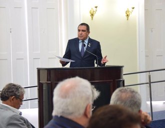 Delmiro Gouveia vai ganhar curso de Medicina