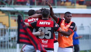 Flamengo vence Sport e se mantém no G6 do Brasileiro