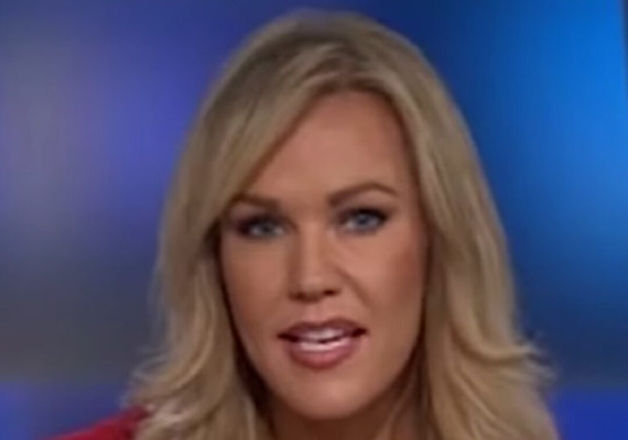 Ex-apresentadora é presa suspeita de matar a própria mãe a facadas no Halloween