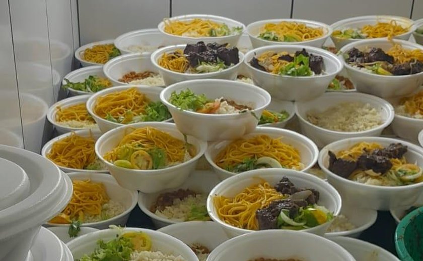 Comércio de quentinhas é interditado na Ponta da Terra