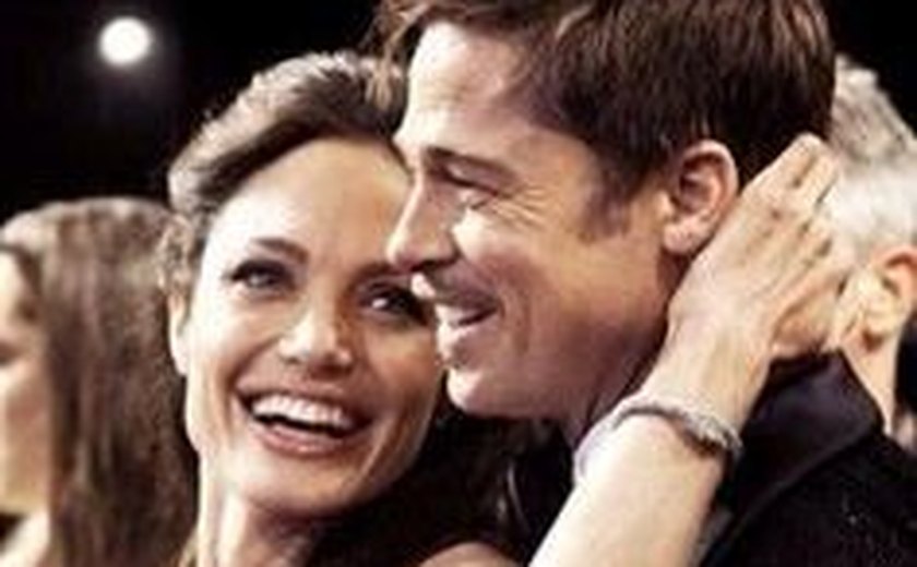 Jolie não pensa mais em namoro após divórcio com Brad Pitt