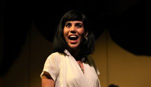 Monólogo Ana Pacheco acontece no Teatro de Arena na próxima quinta-feira