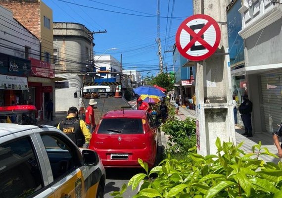 SMTT alerta para estacionamento irregular durante as compras de fim de ano