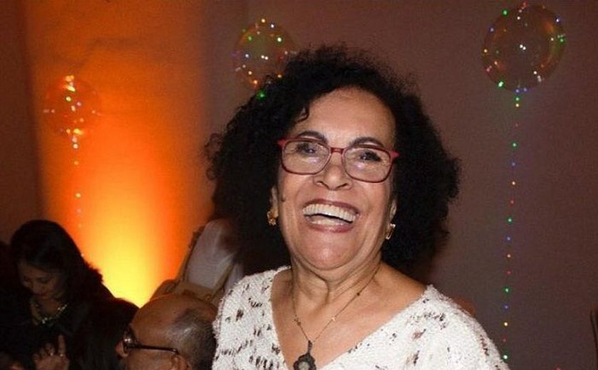 Moema Batista: Primeira mulher eleita presidente da ABRAT recebe homenagens