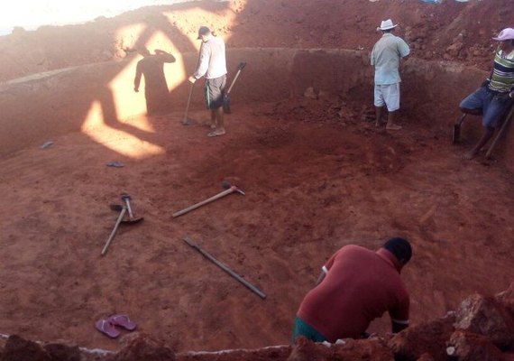 Escolas de Arapiraca são beneficiadas com a construção de cisternas