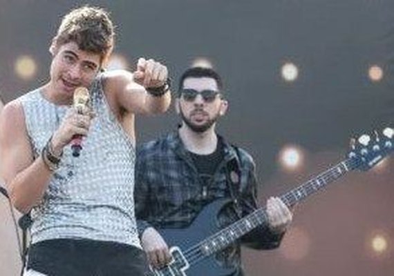 'Rock Story': Léo Régis desiste da carreira e vira dono de posto de gasolina