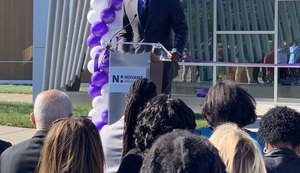 Michael Jordan inaugura clínica médica gratuita para pessoas de baixa renda