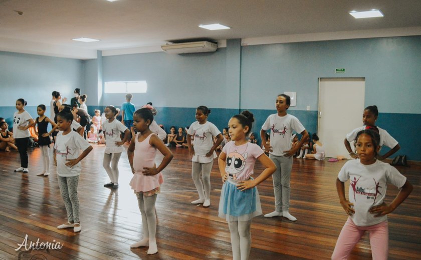 Cia de ballet Brisé Volé se apresenta no Teatro Deodoro no dia 7 de novembro