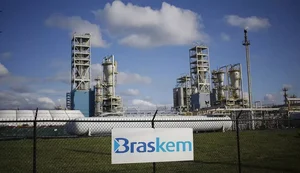 Ações da Braskem despencam na Bolsa Brasileira com pedido de recuperação extrajudicial