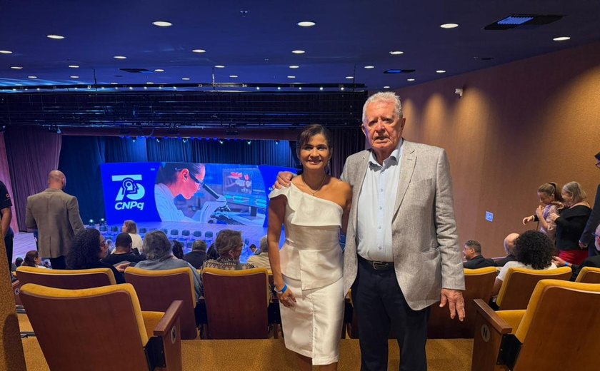 Cesmac participa de encontro nacional sobre educação científica em Brasília