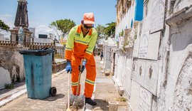 Prefeitura intensifica limpeza e melhorias nos cemitérios para o Dia de Finados