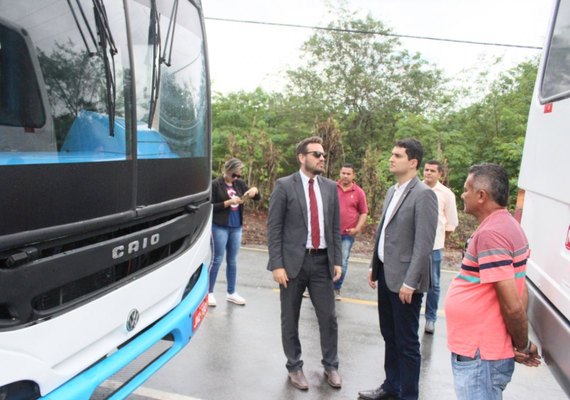 Transporte Legal: no município de Atalaia, 20 ônibus escolares são interditados