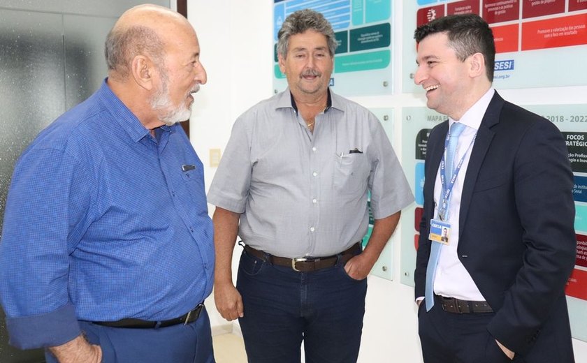 José Carlos Lyra recebe novo superintendente da Caixa em Alagoas