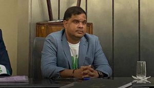 Presidente da Câmara diz que golpistas pelo Zap estão usando seu nome para pedir: alimentação, guincho, pneus e outros