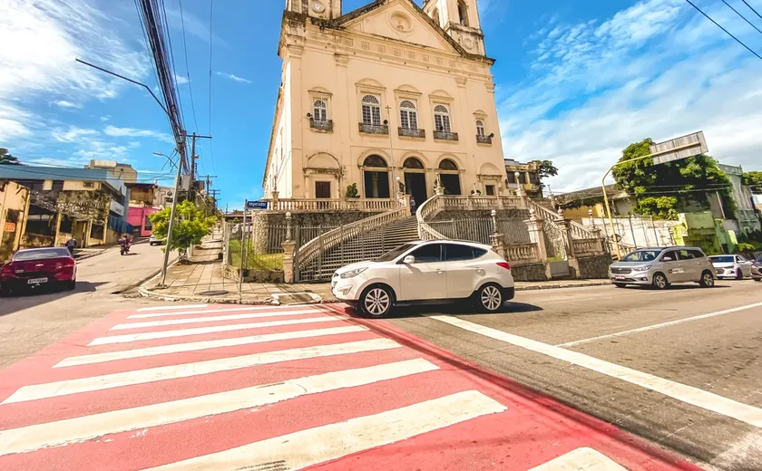 DMTT interdita Ladeira da Catedral para chegada de 300 padres nesta segunda (4)