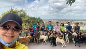 Protetor de animais luta para encontrar novo lar para cerca de 170 cachorros