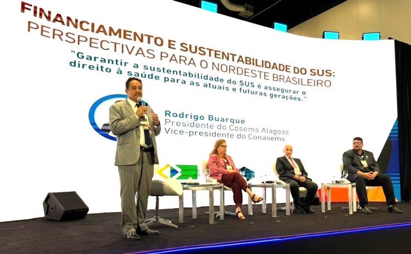Em Salvador, líder do Cosems/AL discute eficiência e financiamento do SUS no GONGOV Brasil