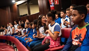 Aula de circo leva alegria e inclusão para estudantes da rede municipal de ensino